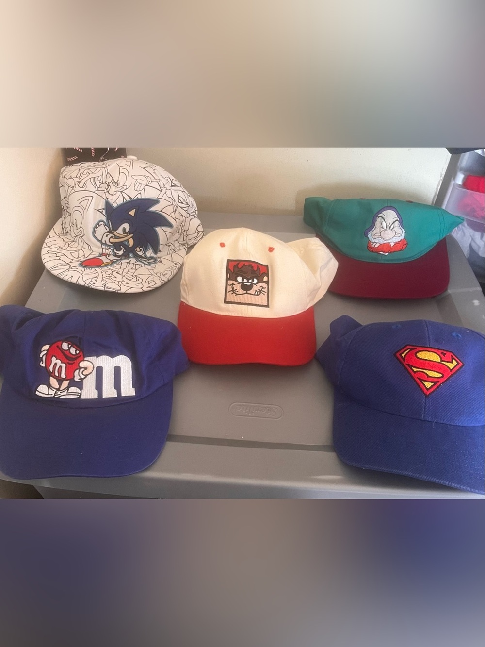 youth boys 5 vintage snapback hat bundle taz cartoons looney tunes superman m&ms